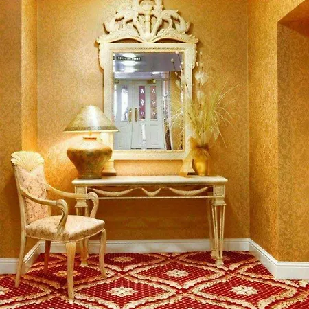 Esplanade On The Seafront Hotel 3*