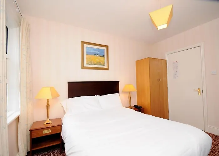 酒店 Esplanade On The Seafront 3*