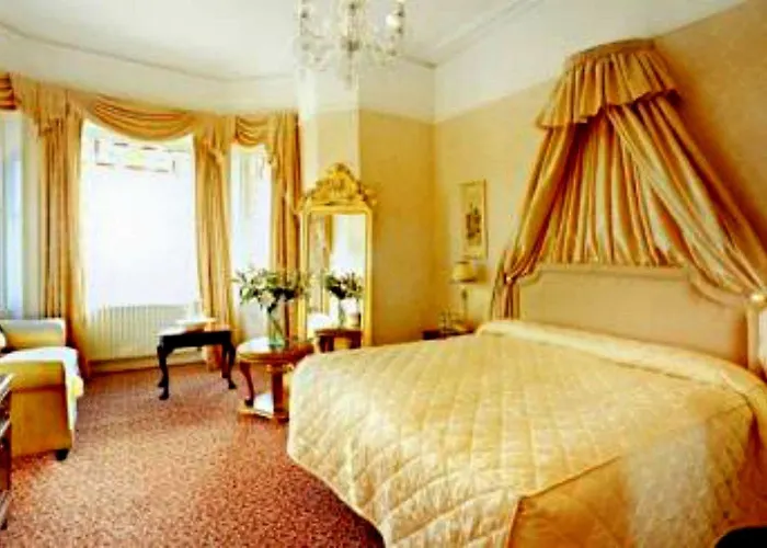 Esplanade On The Seafront 酒店